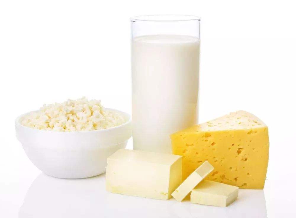 百強水牛奶“百菲酪”在聚劃算整體(tǐ)銷量走高！